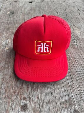 Vintage Home Hardware Snapback / 90s / Trucker Style Mesh